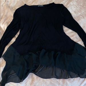 Kim & Cami asymmetrical top